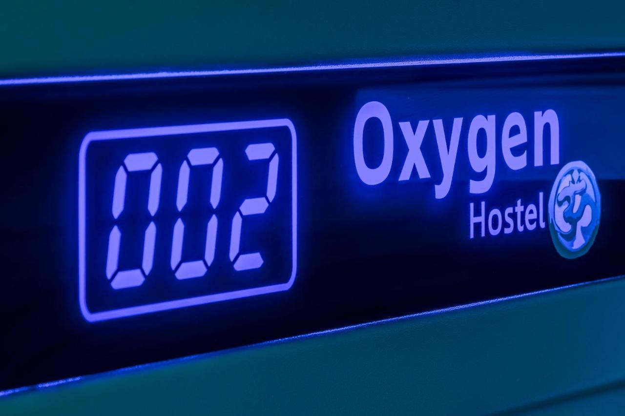 Oxygen Hostel Capsula Madrid Ngoại thất bức ảnh